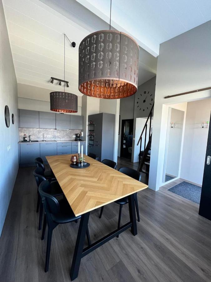 Beautiful House With Amazing Sea View. Apartment Далвик Екстериор снимка